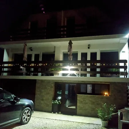 Mogyorosi Appartement